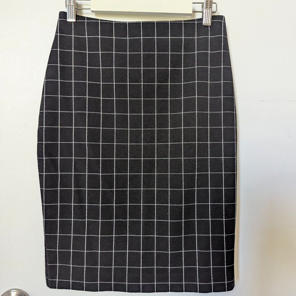 Express Black White Textured Windowpane Plaid Stretch Short Pencil